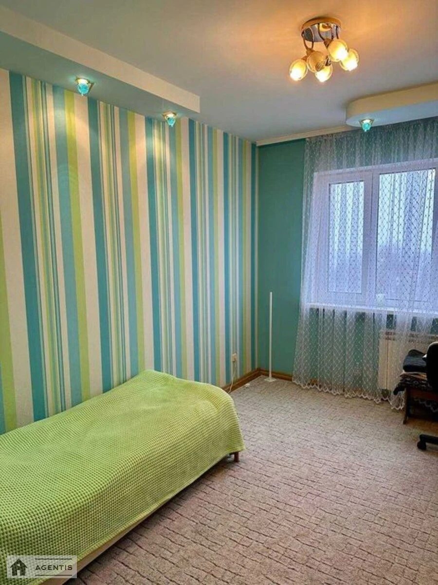 Apartment for rent 3 rooms, 72 m², 6th fl./16 floors. 18, Ichkerska vul. Hroznenska, Kyiv. 