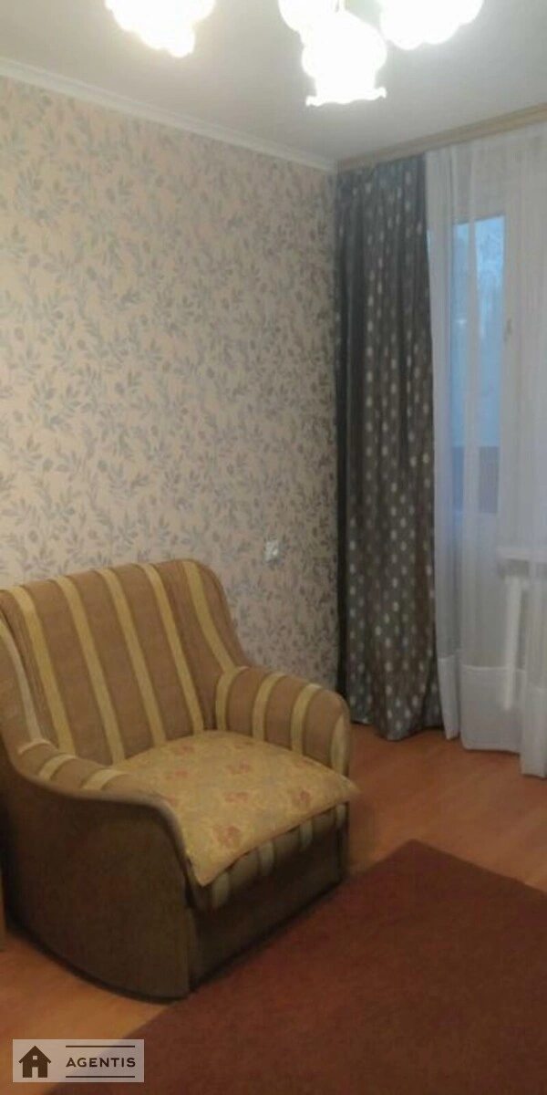 Apartment for rent 1 room, 32 m², 5th fl./9 floors. 5, Golosiyivska 5, Kyiv. 