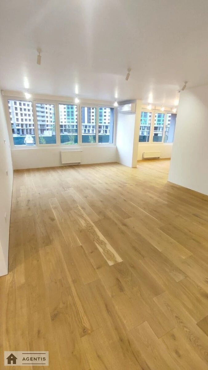 Сдам квартиру 3 комнаты, 100 m², 2 эт./23 этажа. 32, Михайла Максимовича вул. (Онуфрія Трутенка), Киев. 