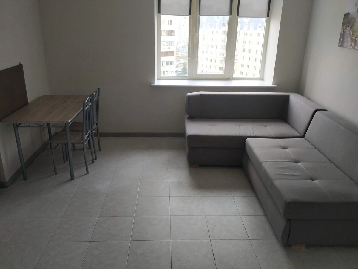 Сдам квартиру 1 комната, 43 m², 9 эт./11 этажей. 7, Анни Ахматової вул., Киев. 