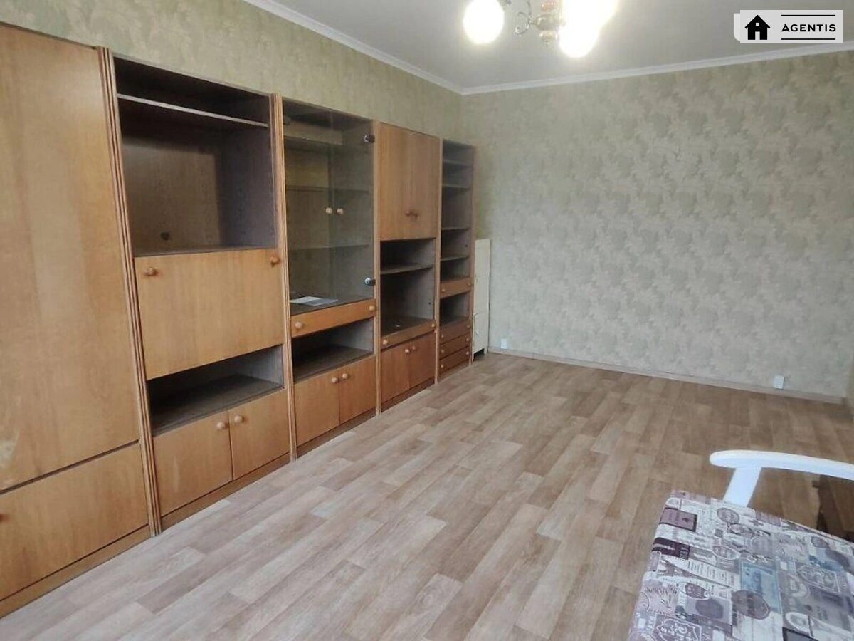 Apartment for rent 2 rooms, 48 m², 7th fl./9 floors. 27, Lukyanivska , Kyiv. 