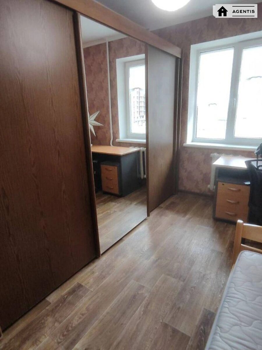 Apartment for rent 2 rooms, 48 m², 7th fl./9 floors. 27, Lukyanivska , Kyiv. 