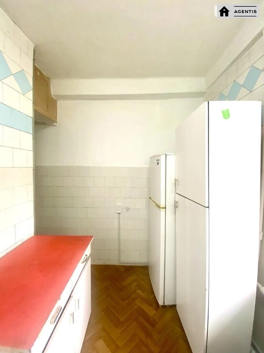 Здам квартиру 3 кімнати, 64 m², 4 пов./9 поверхів. 62, Зодчих 62, Київ. 