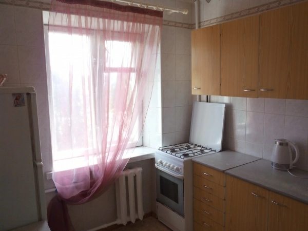 Entire place for rent. 1 room, 36 m², 4th floor/5 floors. 64, Scherbakova 64, Kyiv. 