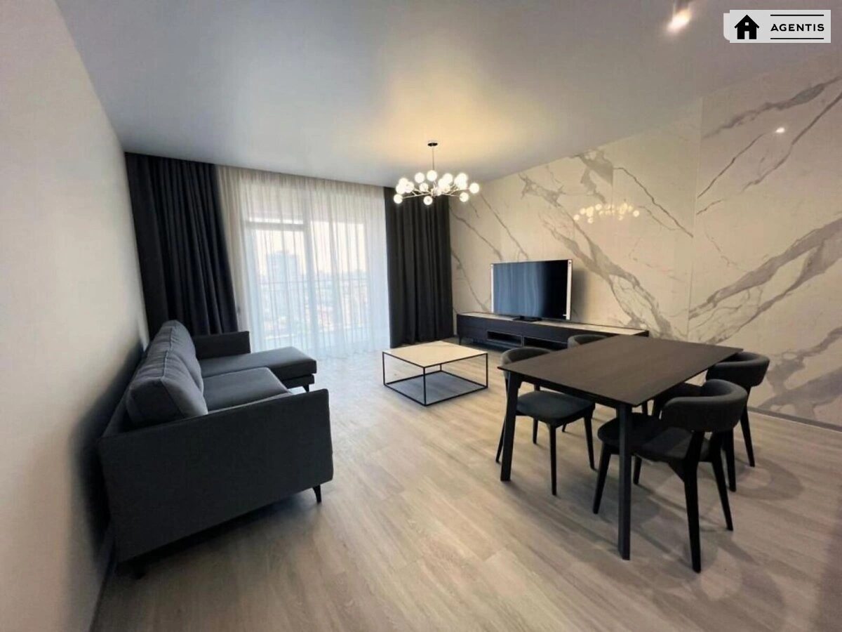 Сдам квартиру 3 комнаты, 120 m², 17 эт./24 этажа. 118, Антоновича вул. (Горького), Киев. 