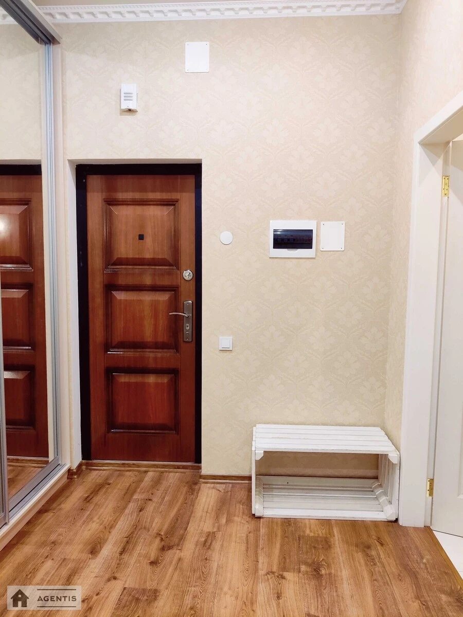 Apartment for rent 1 room, 45 m², 22nd fl./32 floors. 118, Zhylyanska 118, Kyiv. 