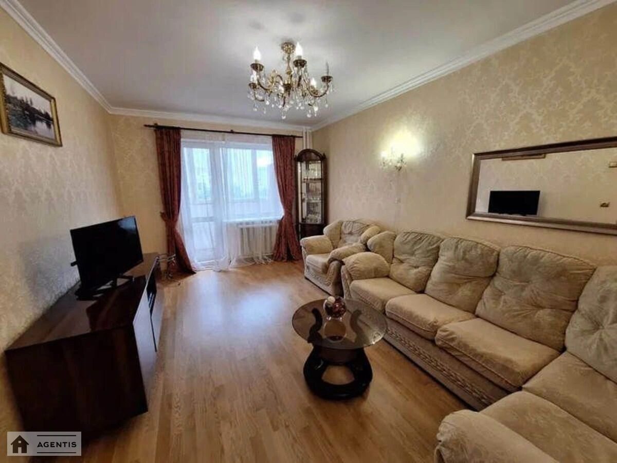 Apartment for rent 3 rooms, 85 m², 5th fl./16 floors. Knyazhiy Zaton 4, Kyiv. 