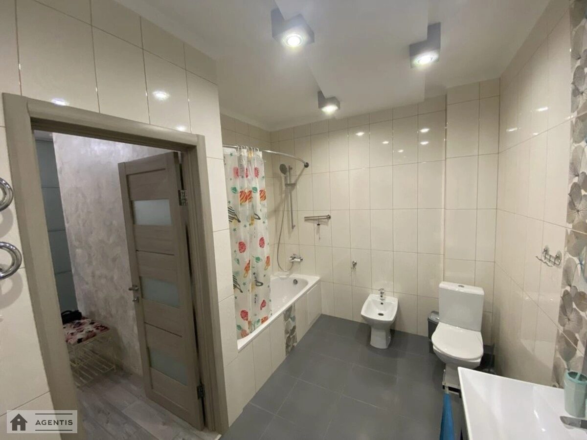 Здам квартиру 1 кімната, 52 m², 9 пов./25 поверхів. 2, Драгоманова 2, Київ. 