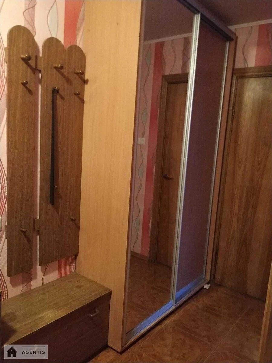 Здам квартиру 2 кімнати, 56 m², 12 пов./22 поверхи. Оболонський район, Київ. 