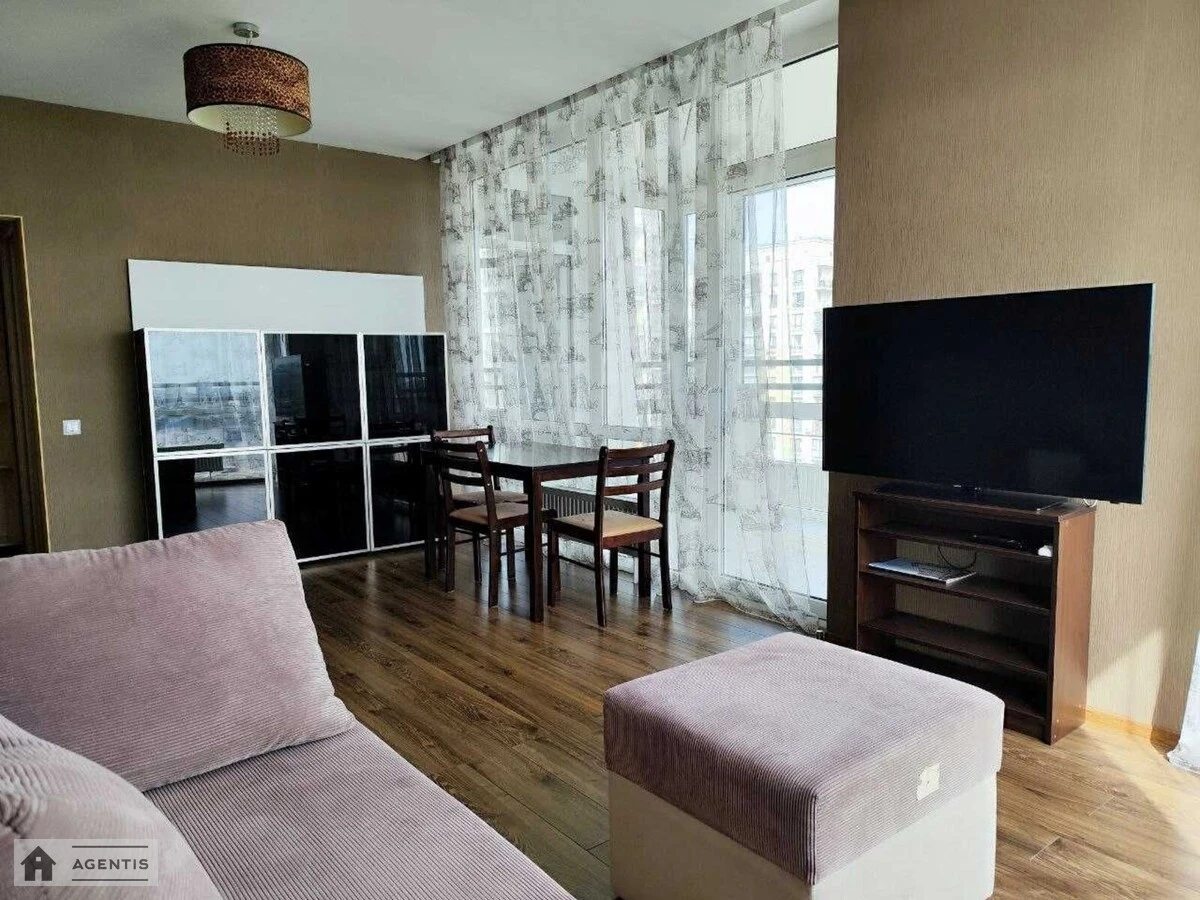 Apartment for rent 2 rooms, 68 m², 13th fl./20 floors. 19, Anatoliya Petrytskoho vul., Kyiv. 