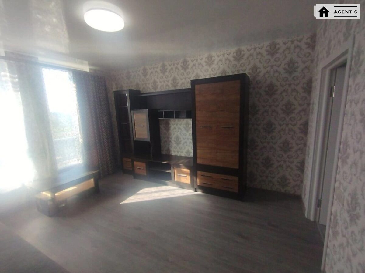 Apartment for rent 2 rooms, 62 m², 9th fl./16 floors. 67, Beresteyskyy prosp. Peremohy, Kyiv. 