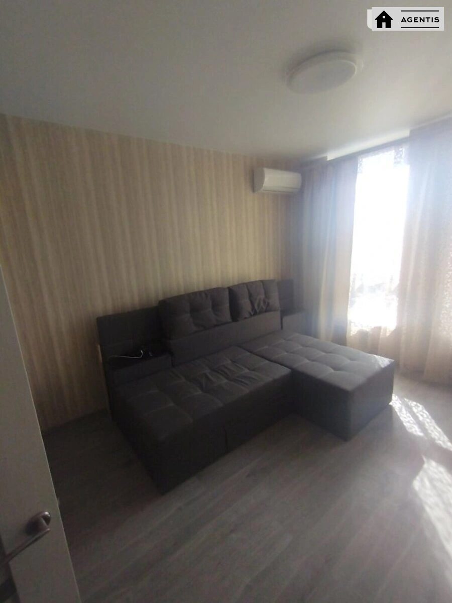 Apartment for rent 2 rooms, 62 m², 9th fl./16 floors. 67, Beresteyskyy prosp. Peremohy, Kyiv. 