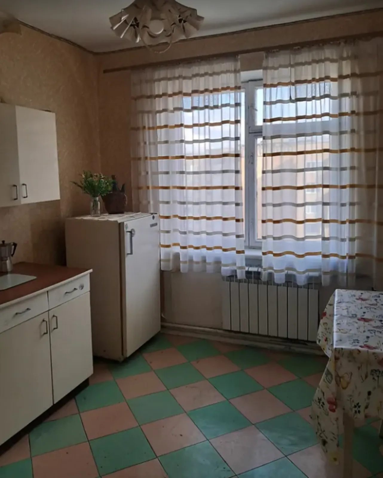 Apartments for sale 2 rooms, 50 m², 9th fl./9 floors. Бам, Ternopil. 