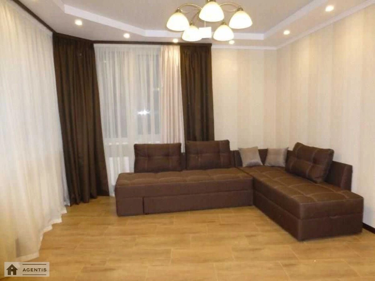 Apartment for rent 1 room, 62 m², 4th fl./13 floors. 71, Yuliyi Zdanovskoyi vul. Mykhayla Lomonosova, Kyiv. 