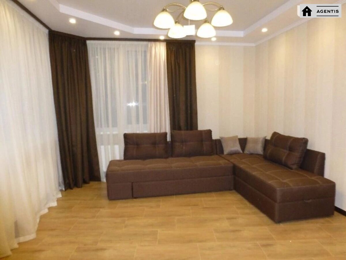 Apartment for rent 1 room, 62 m², 4th fl./13 floors. 71, Yuliyi Zdanovskoyi vul. Mykhayla Lomonosova, Kyiv. 