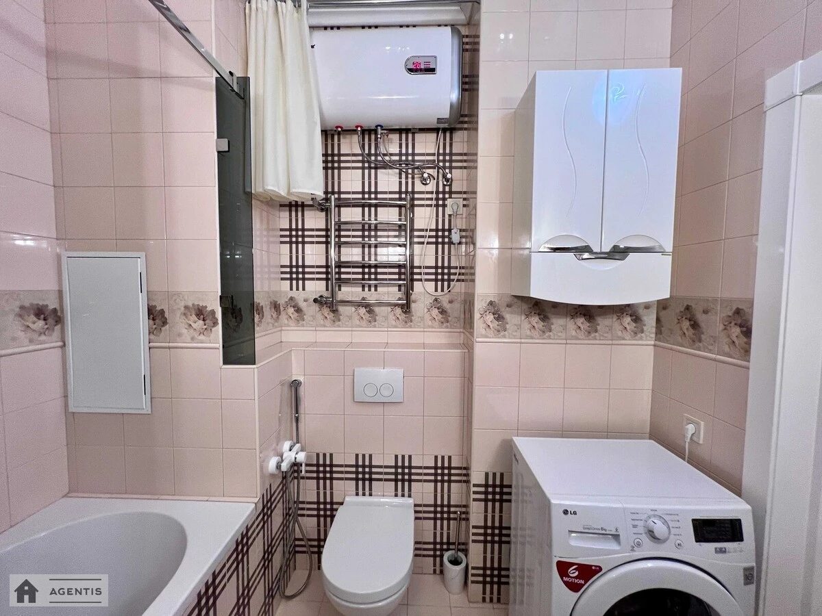 Сдам квартиру 2 комнаты, 90 m², 7 эт./23 этажа. 4, Ділова вул. (Димитрова), Киев. 