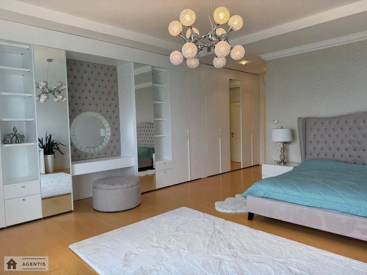 Apartment for rent 3 rooms, 255 m², 2nd fl./4 floors. 13, Dmytra Hodzenka vul. Hlazunova, Kyiv. 