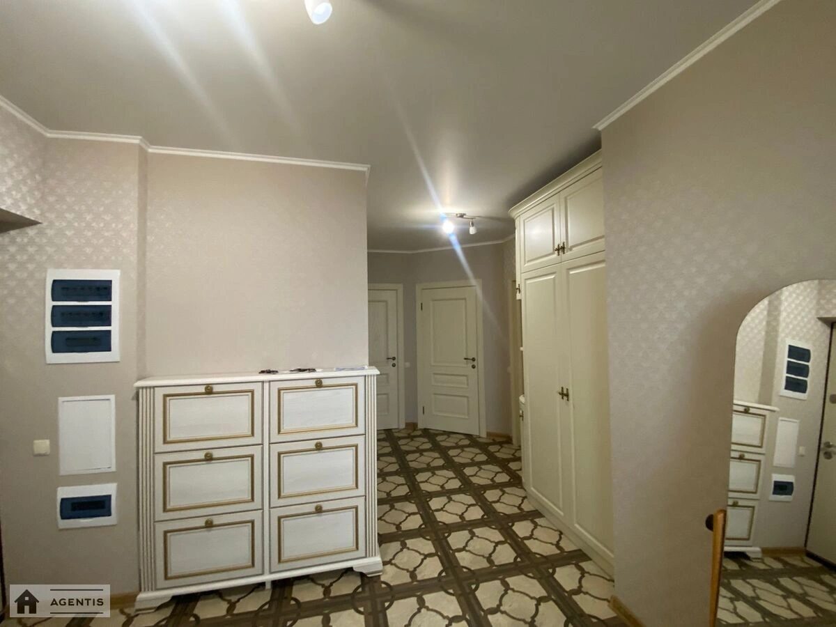 Apartment for rent 3 rooms, 105 m², 10th fl./18 floors. 3, Kopernyka 3, Kyiv. 