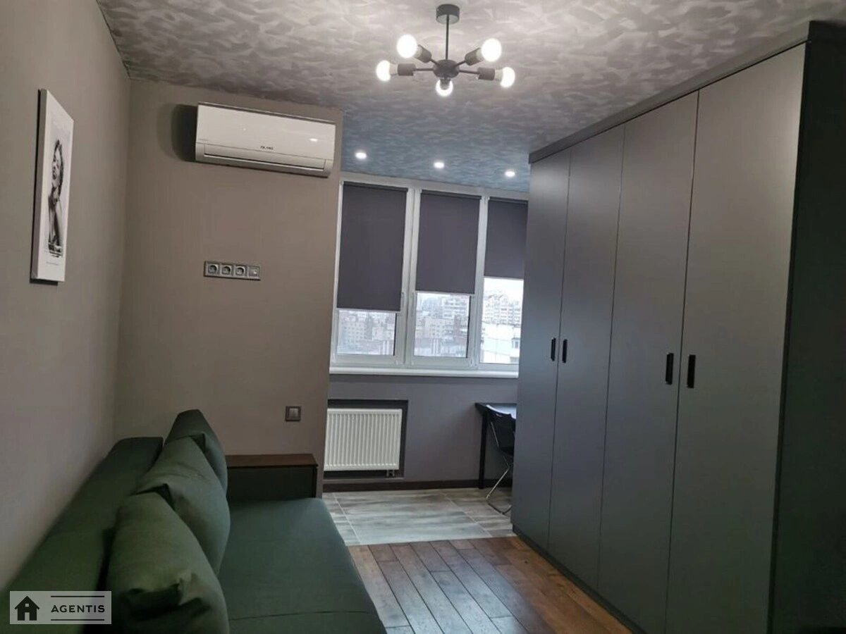 Apartment for rent 1 room, 30 m², 12th fl./25 floors. 73, Polova 73, Kyiv. 