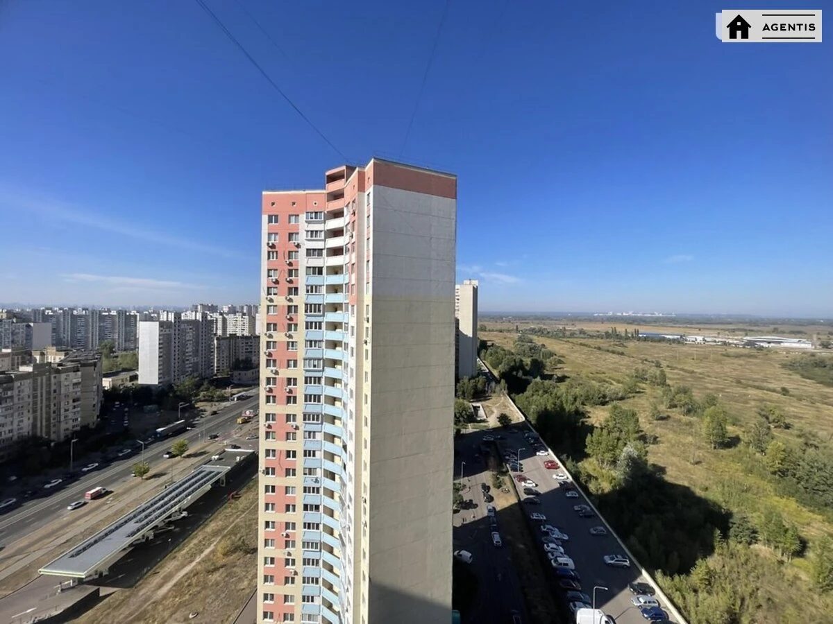 Сдам квартиру 1 комната, 45 m², 20 эт./25 этажей. 2, Милославская 2, Киев. 