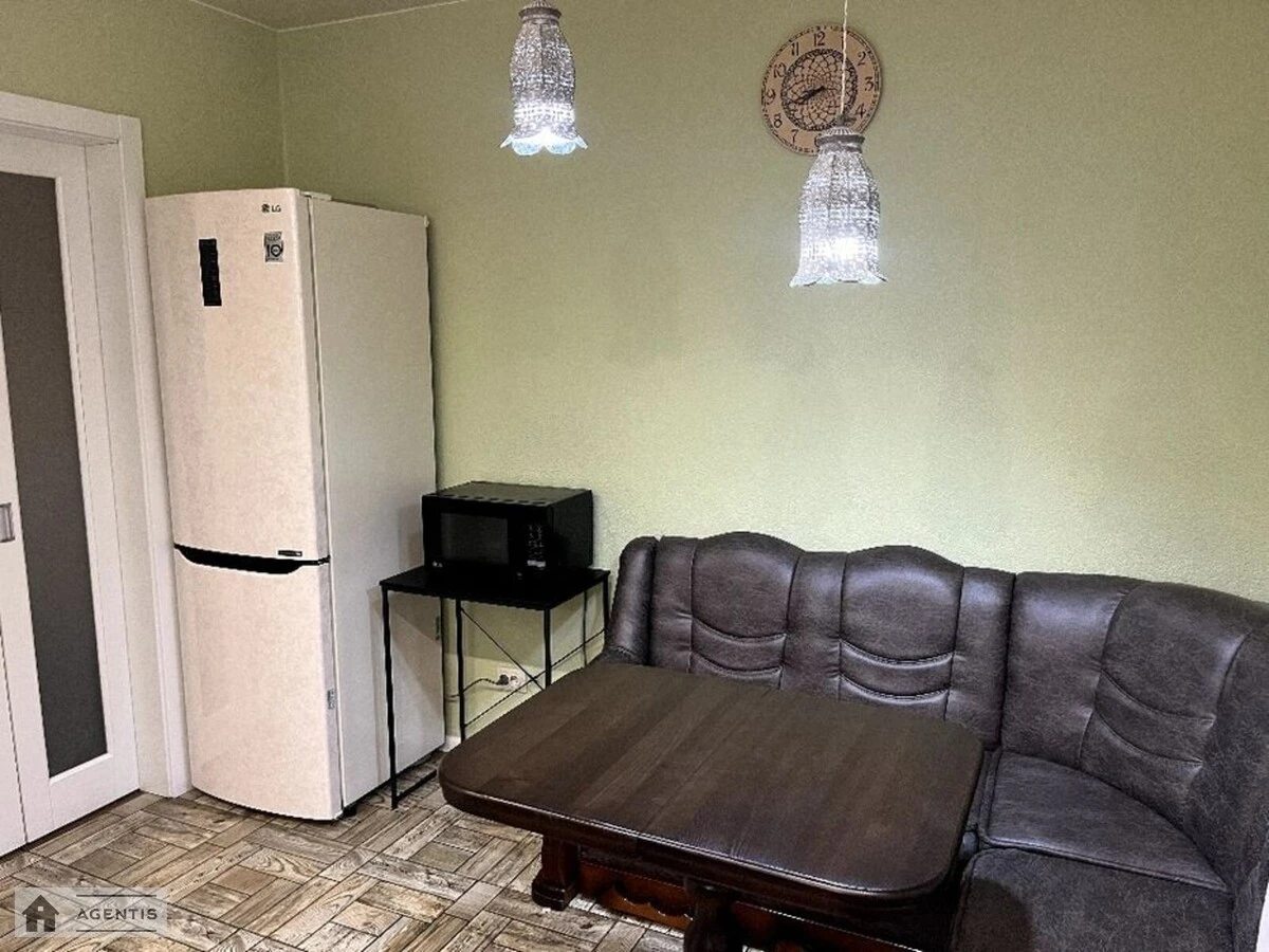 Здам квартиру 2 кімнати, 67 m², 9 пов./16 поверхів. 60, Тираспольська 60, Київ. 