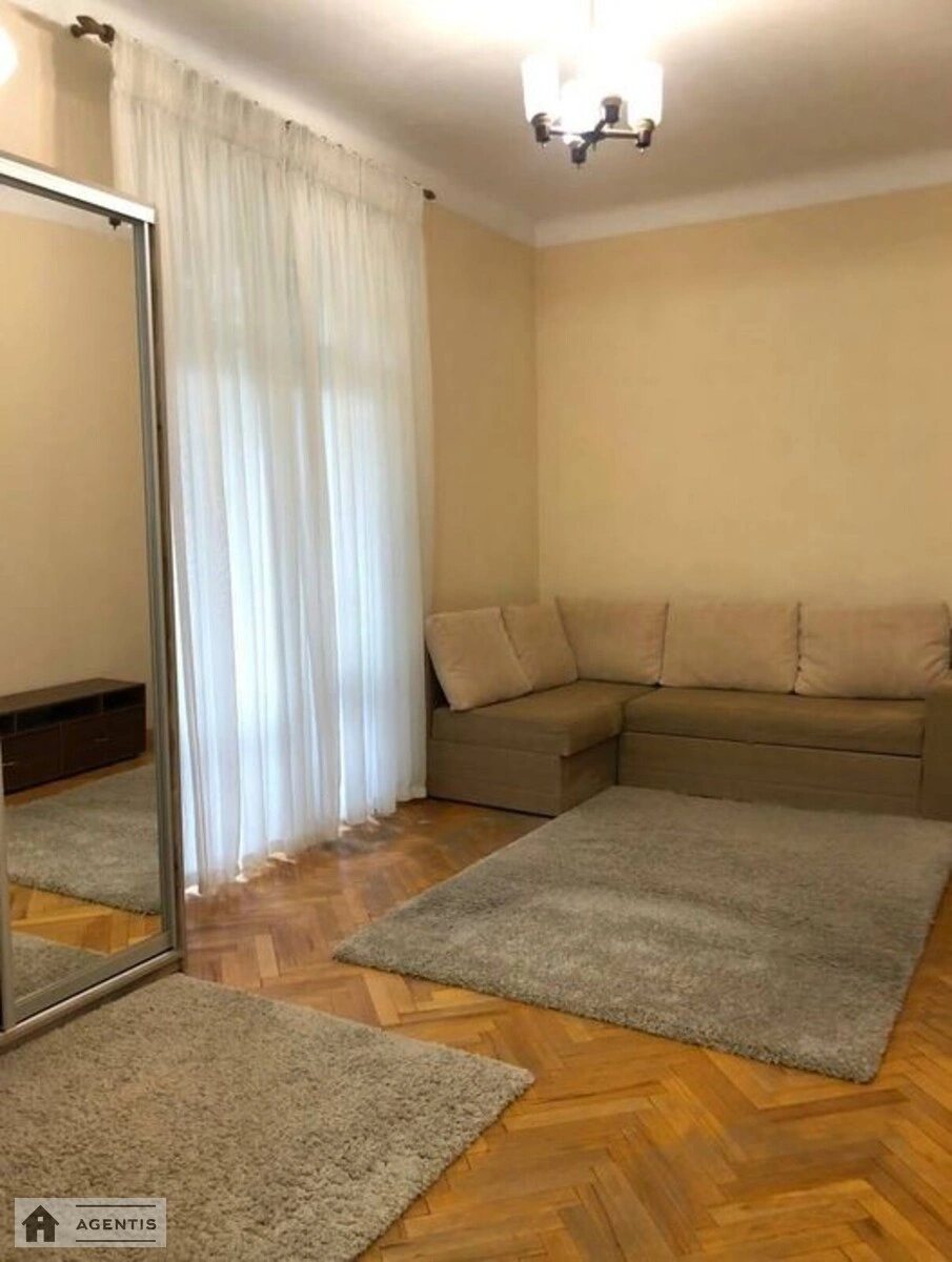 Apartment for rent 1 room, 47 m², 4th fl./6 floors. Shevchenkivskyy rayon, Kyiv. 