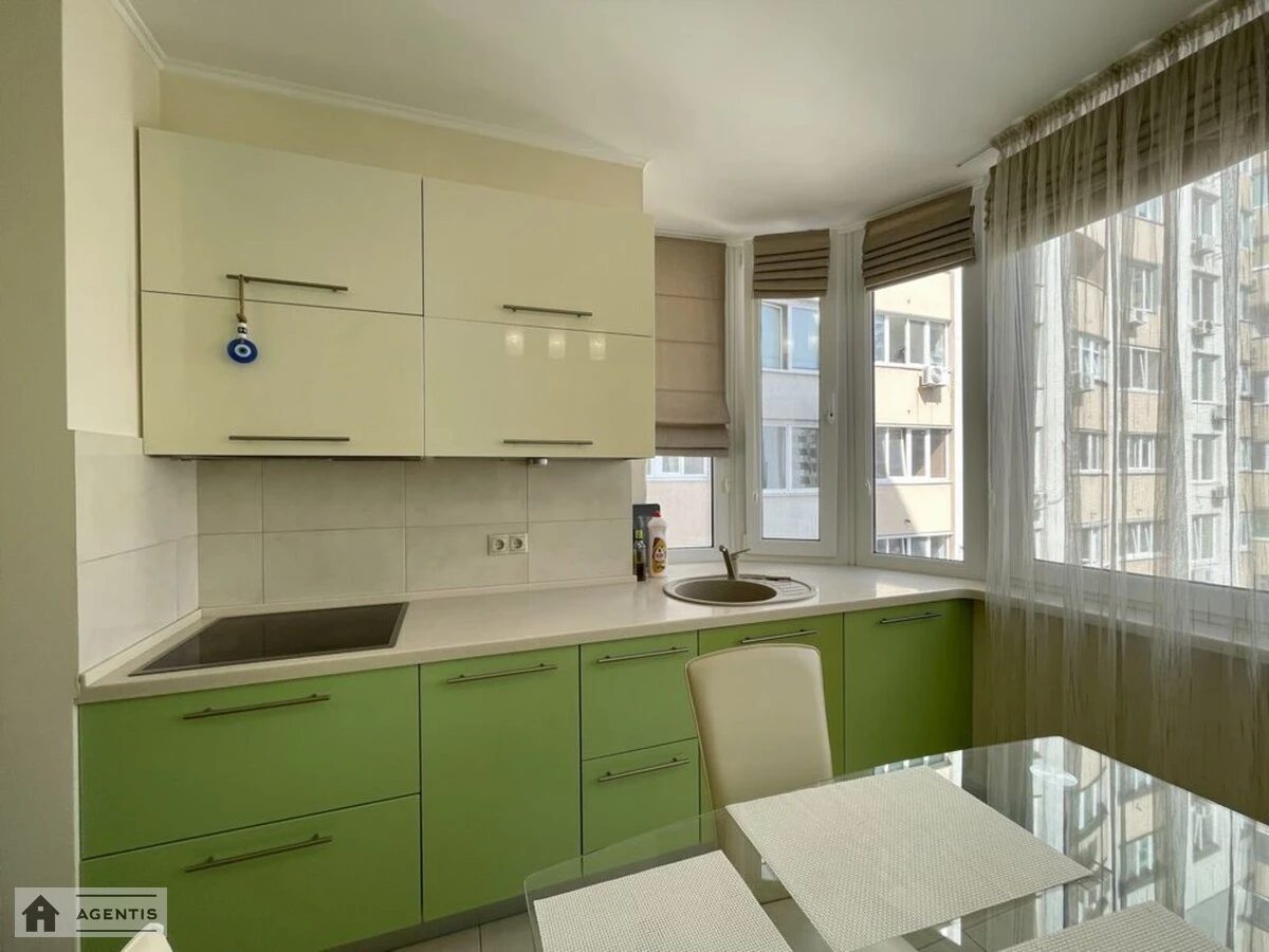 Apartment for rent 2 rooms, 60 m², 13th fl./22 floors. 150, Valeriya Lobanovskoho prosp. Chervonozoryanyy, Kyiv. 