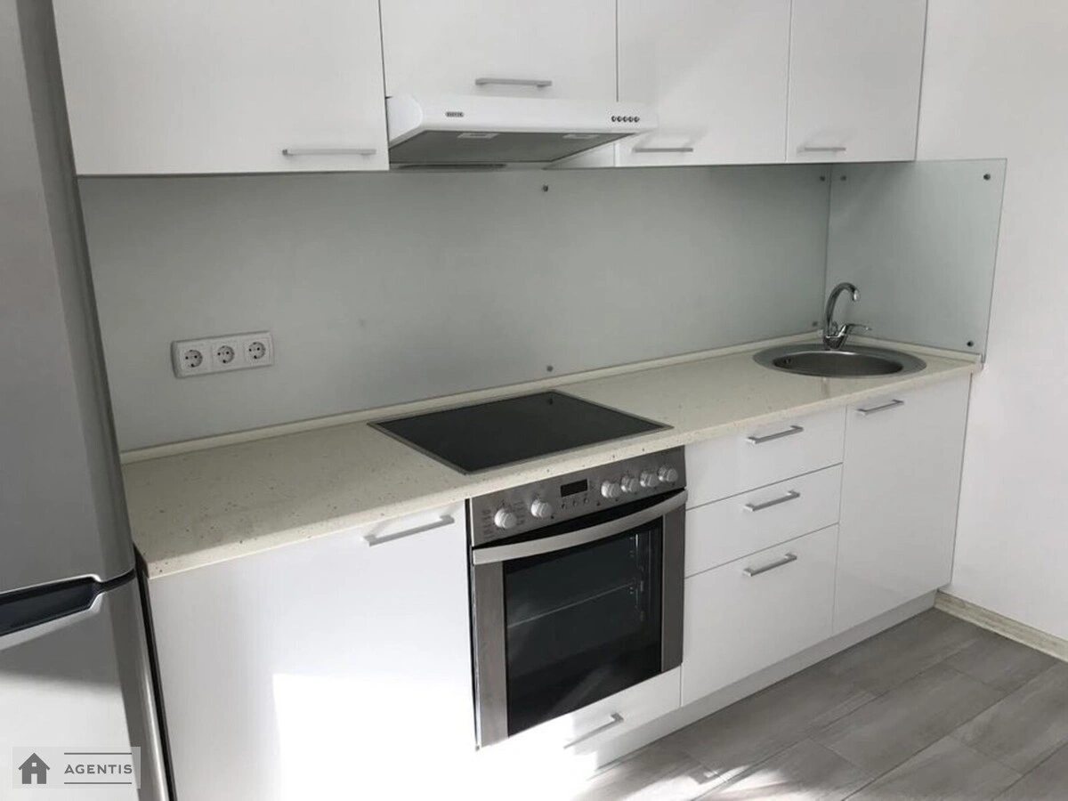 Здам квартиру 1 кімната, 51 m², 17 пов./25 поверхів. 2, Драгоманова 2, Київ. 