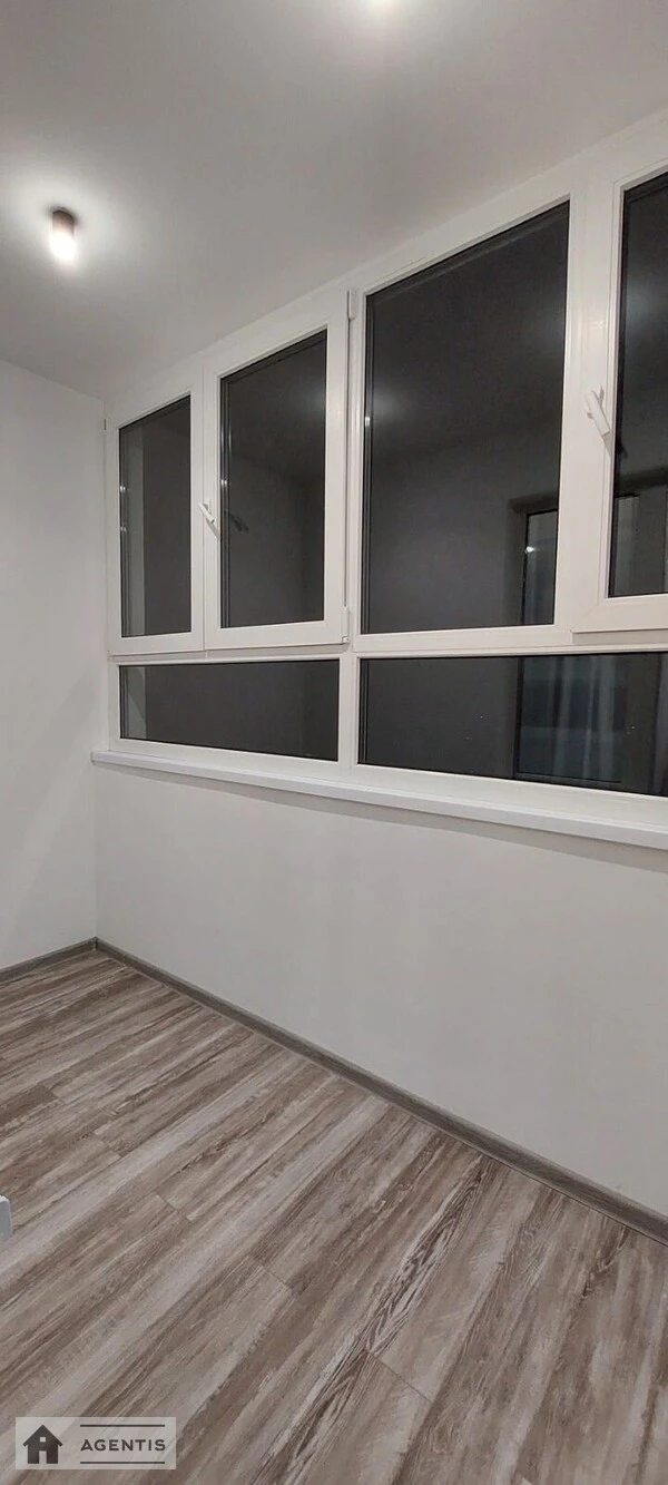 Сдам квартиру 2 комнаты, 40 m², 23 эт./25 этажей. 24, Приміська вул., Киев. 