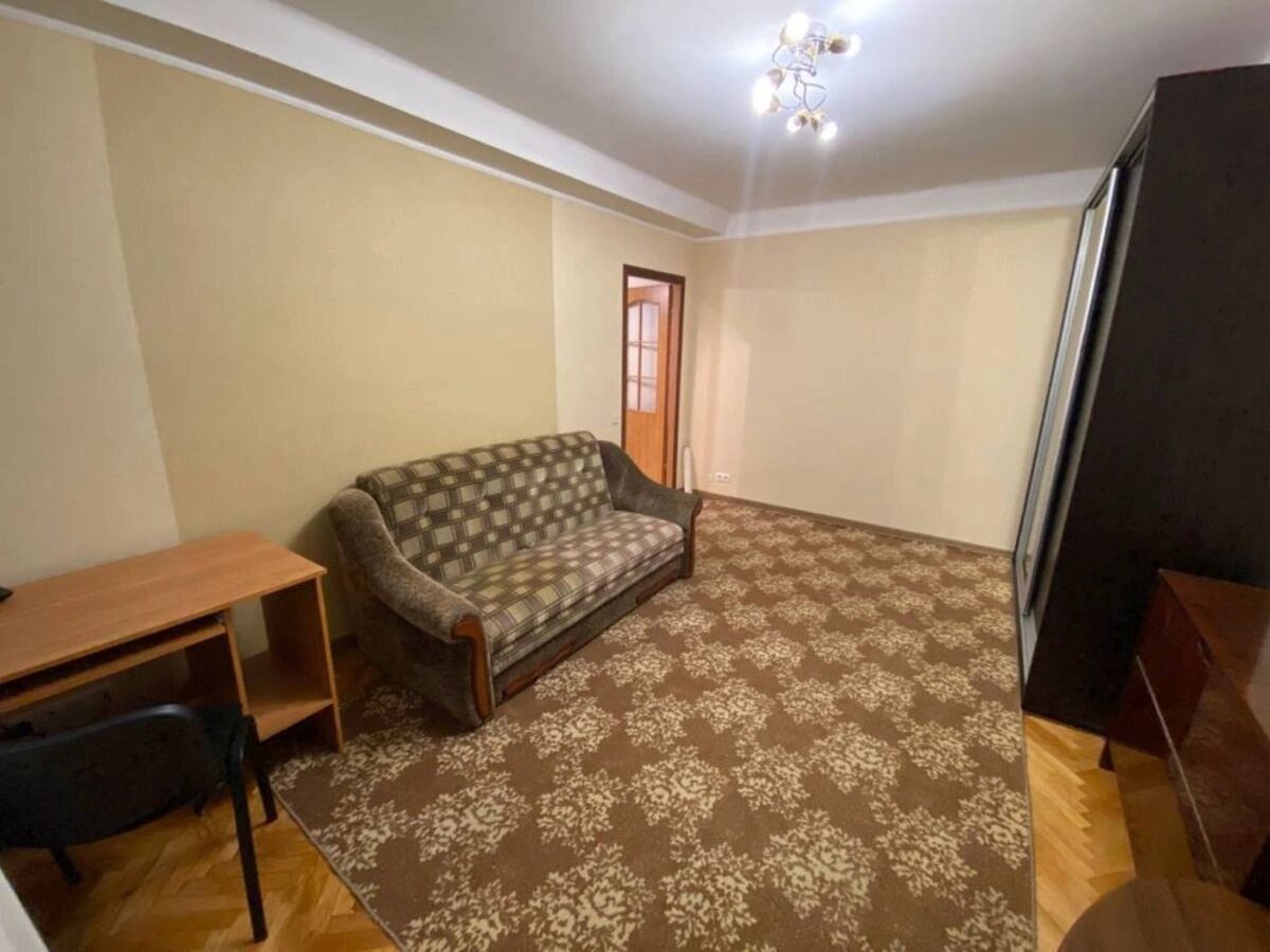 Здам квартиру 1 кімната, 30 m², 2 пов./9 поверхів. 8, Русанівська Набережна 8, Київ. 