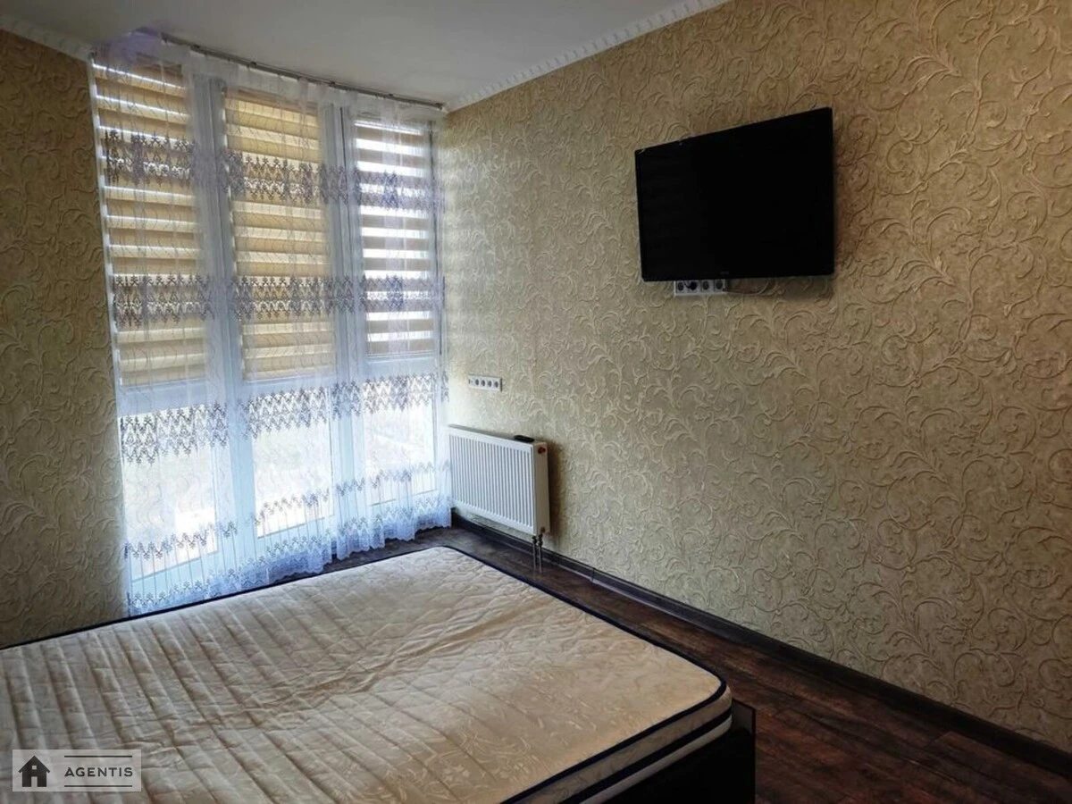 Apartment for rent 1 room, 37 m², 19th fl./27 floors. 3, Svitla 3, Kyiv. 