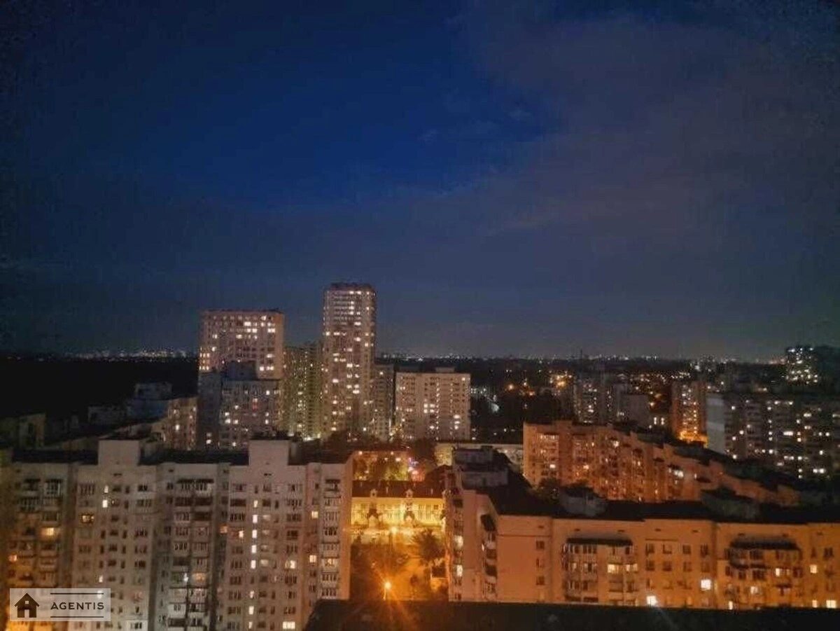 Apartment for rent 1 room, 40 m², 20th fl./26 floors. 40, Klavdiyivska 40, Kyiv. 