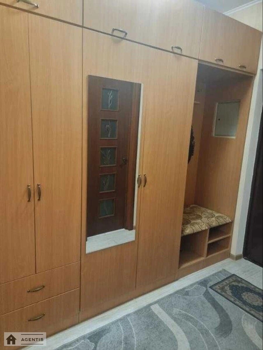 Здам квартиру 1 кімната, 40 m², 20 пов./26 поверхів. 40, Клавдіївська 40, Київ. 