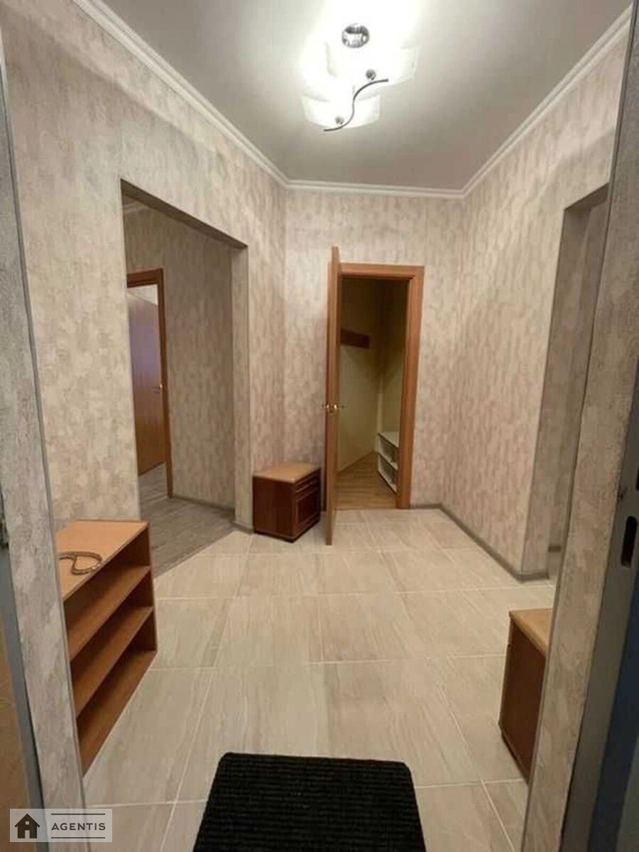 Apartment for rent 2 rooms, 48 m², 3rd fl./5 floors. 4, Yuriya Hlushka vul. Podvoyskoho, Kyiv. 