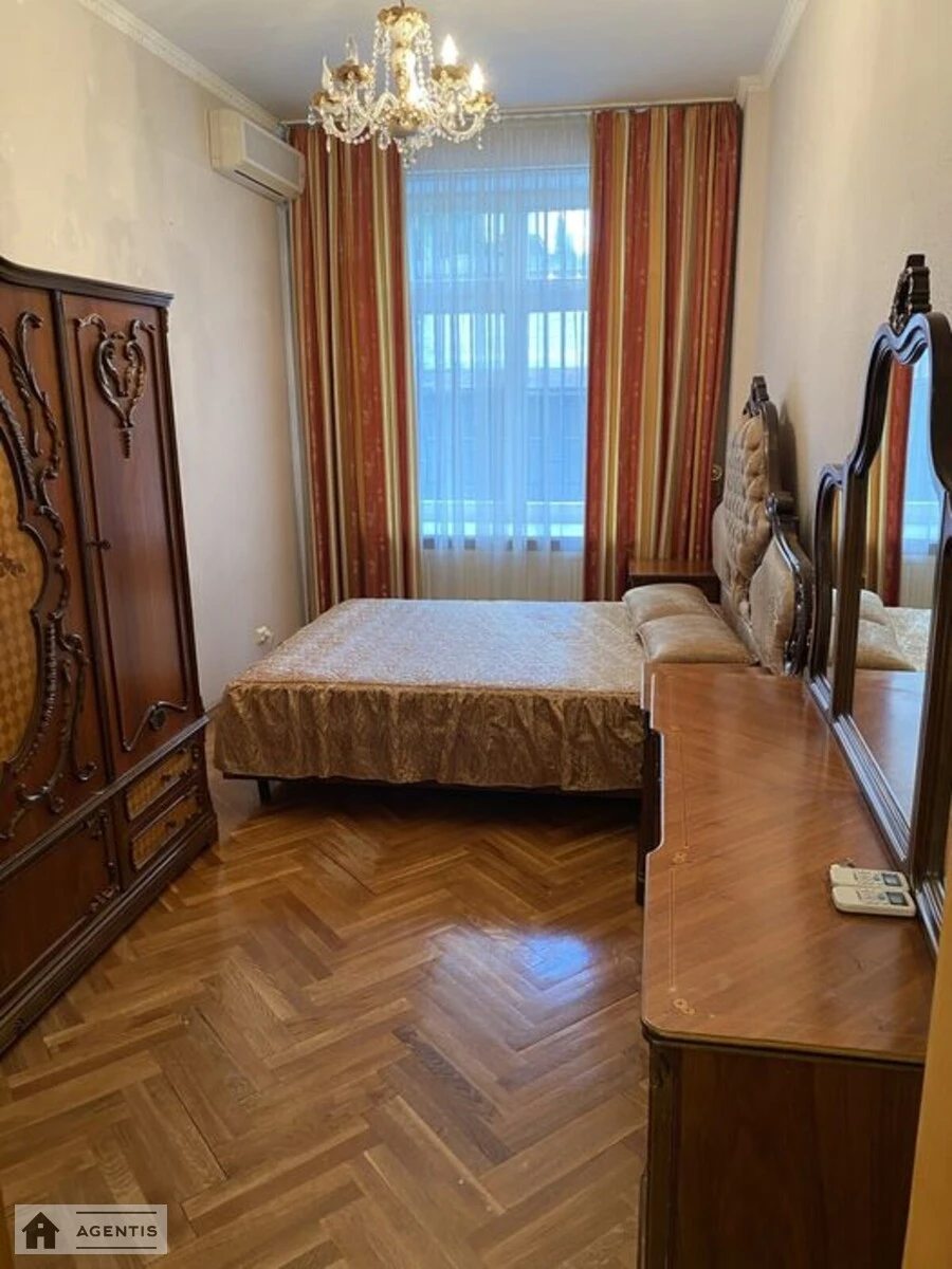 Apartment for rent 3 rooms, 86 m², 2nd fl./5 floors. Lysenka, Kyiv. 