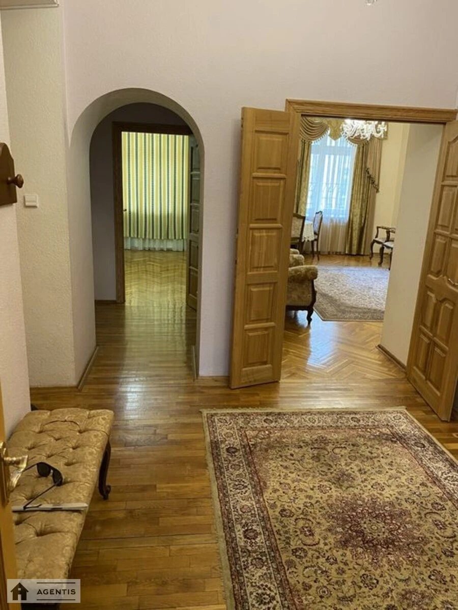 Apartment for rent 3 rooms, 86 m², 2nd fl./5 floors. Lysenka, Kyiv. 