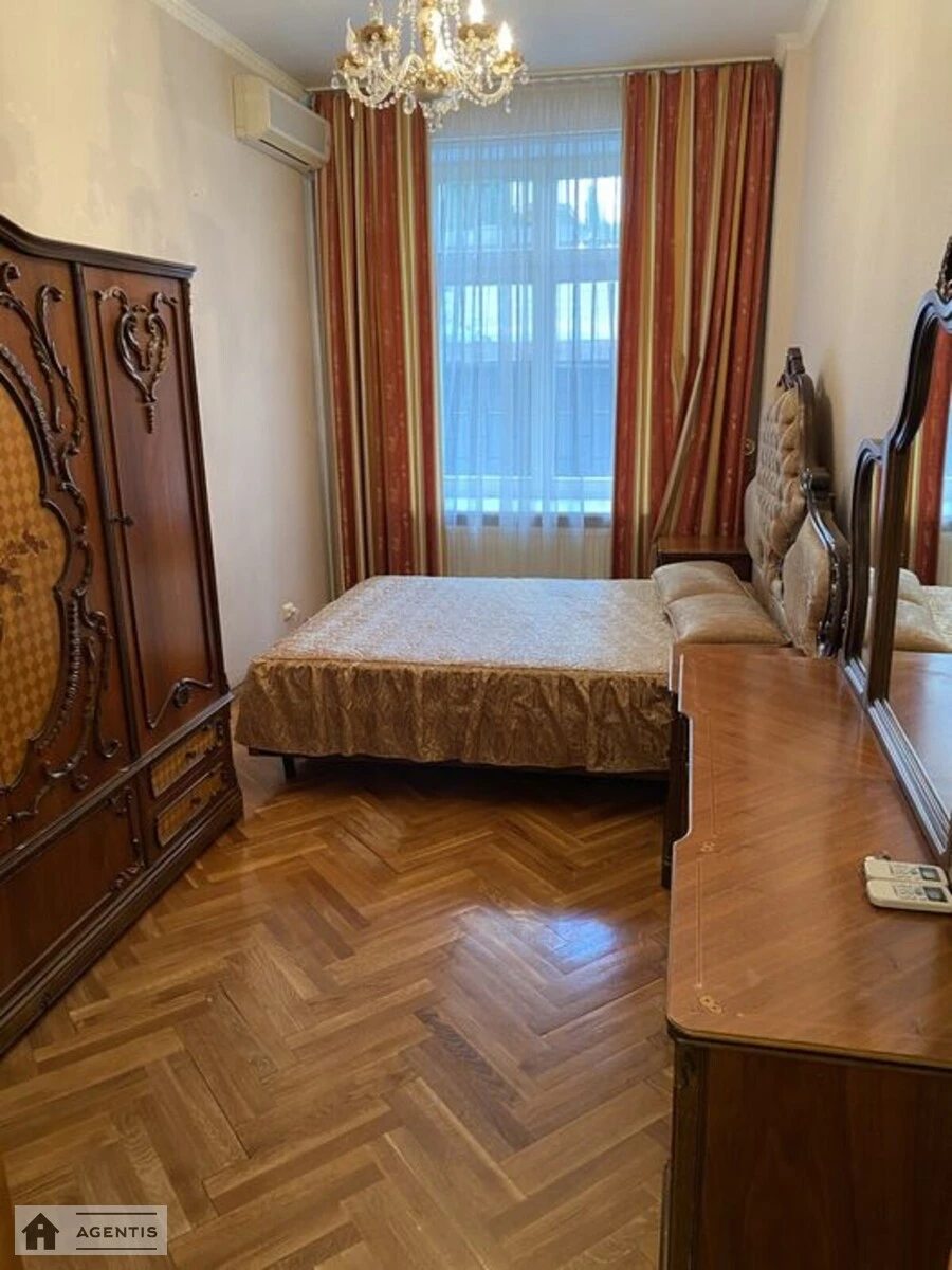 Apartment for rent 3 rooms, 86 m², 2nd fl./5 floors. Lysenka, Kyiv. 