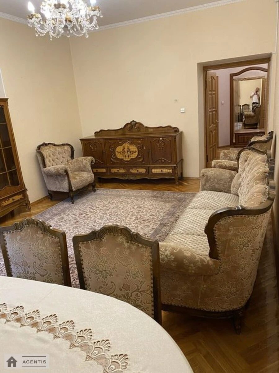 Apartment for rent 3 rooms, 86 m², 2nd fl./5 floors. Lysenka, Kyiv. 