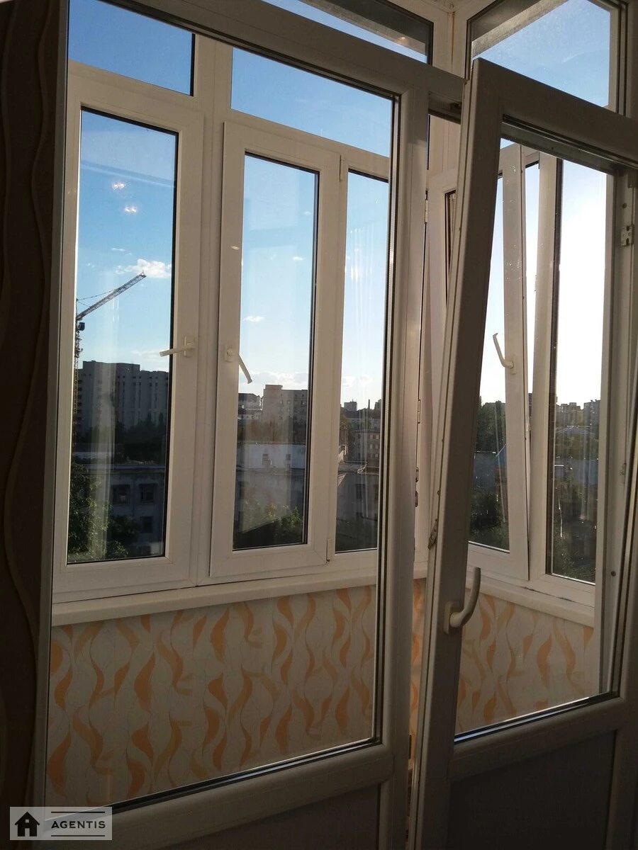 Apartment for rent 1 room, 34 m², 5th fl./7 floors. 103, Sichovyh Strliltsiv 103, Kyiv. 