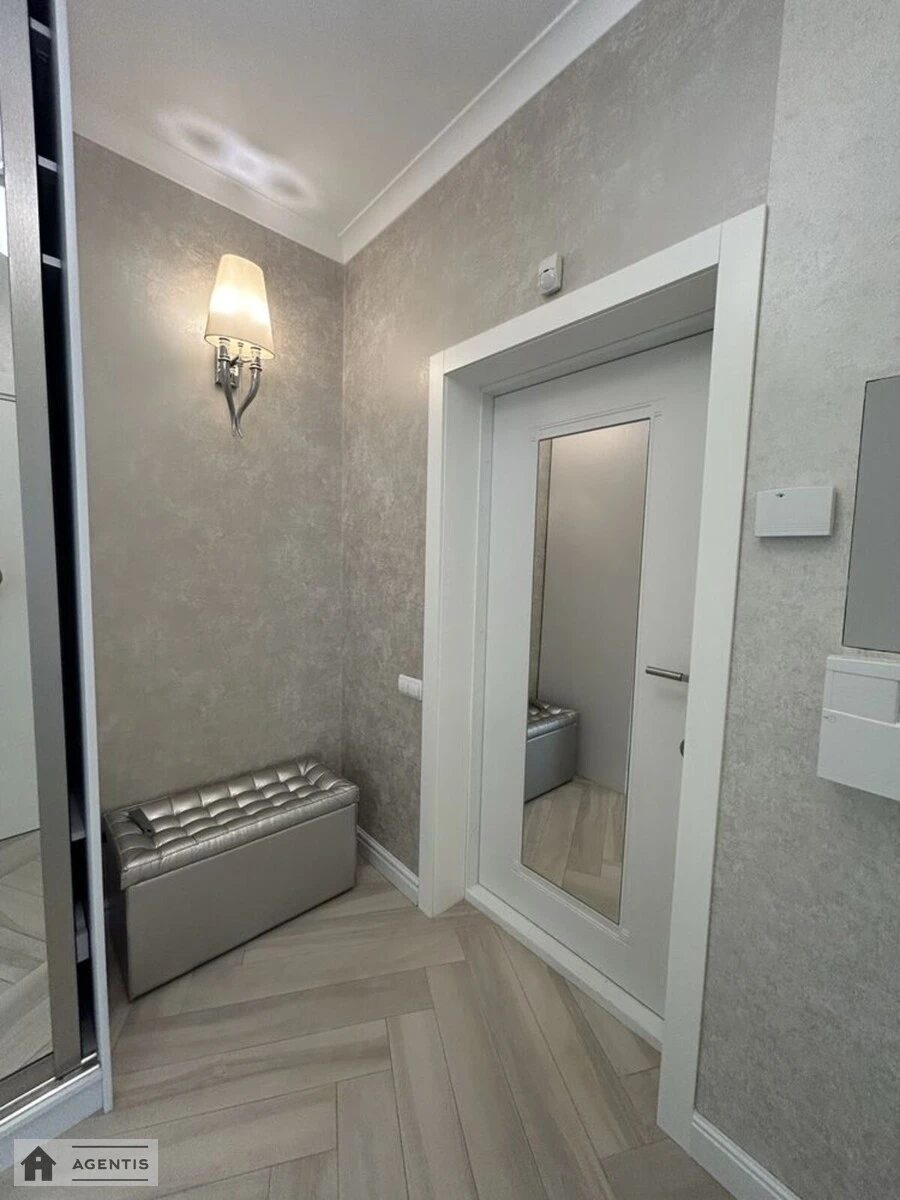 Сдам квартиру 2 комнаты, 60 m², 17 эт./25 этажей. 6, Іоанна Павла ІІ вул. (Патріса Лумумби), Киев. 