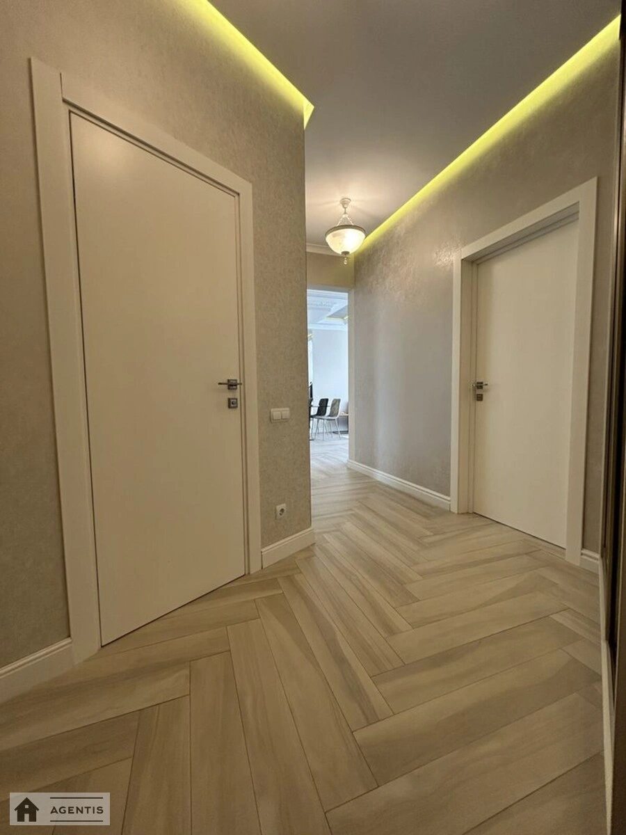 Сдам квартиру 2 комнаты, 60 m², 17 эт./25 этажей. 6, Іоанна Павла ІІ вул. (Патріса Лумумби), Киев. 