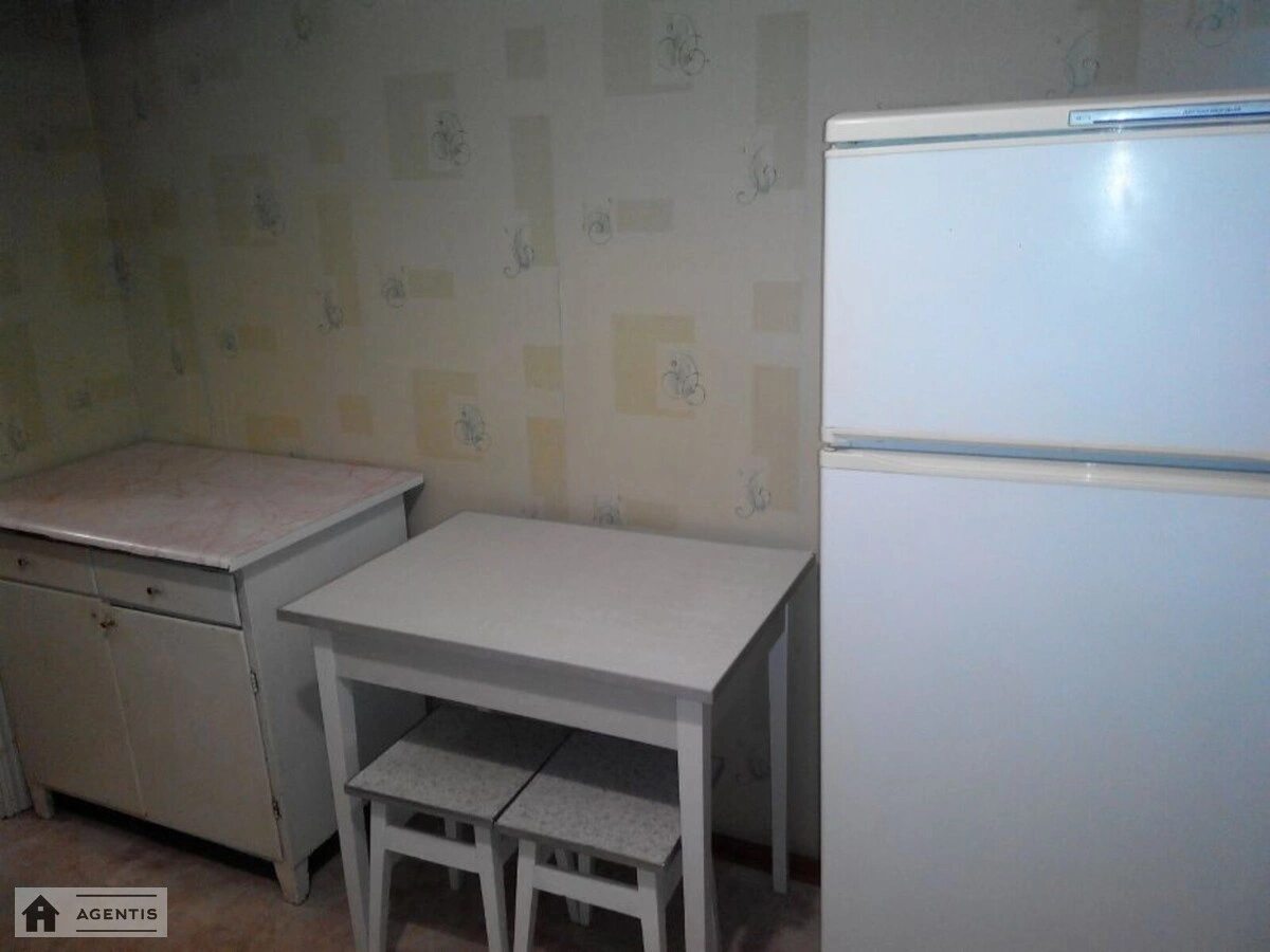 Здам квартиру 1 кімната, 36 m², 7 пов./9 поверхів. 11, Мілютенка 11, Київ. 