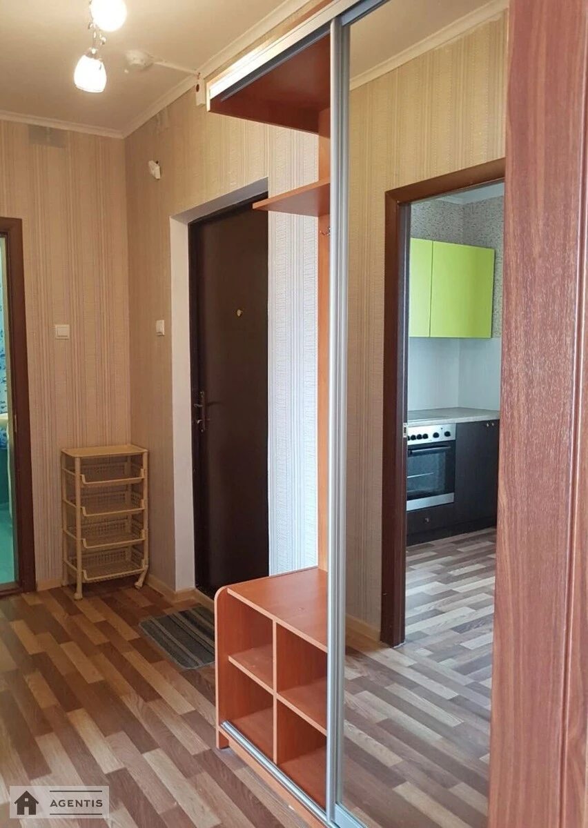 Apartment for rent 1 room, 36 m², 10th fl./24 floors. 34, Yelyzavety Chavdar vul., Kyiv. 