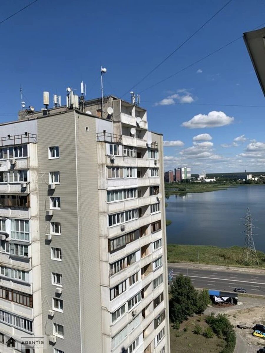 Здам квартиру 2 кімнати, 64 m², 17 пов./18 поверхів. 42, Ревуцького 42, Київ. 