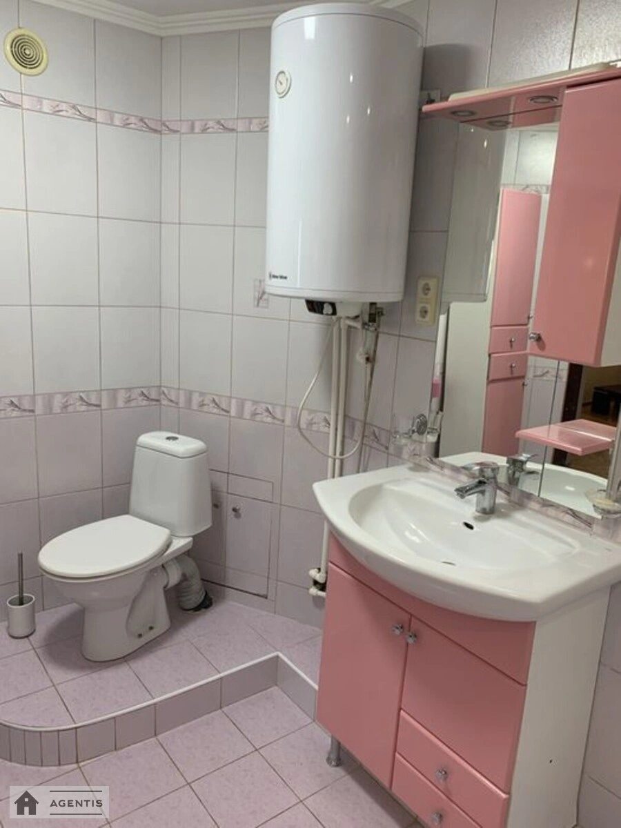 Здам квартиру 2 кімнати, 64 m², 17 пов./18 поверхів. 42, Ревуцького 42, Київ. 