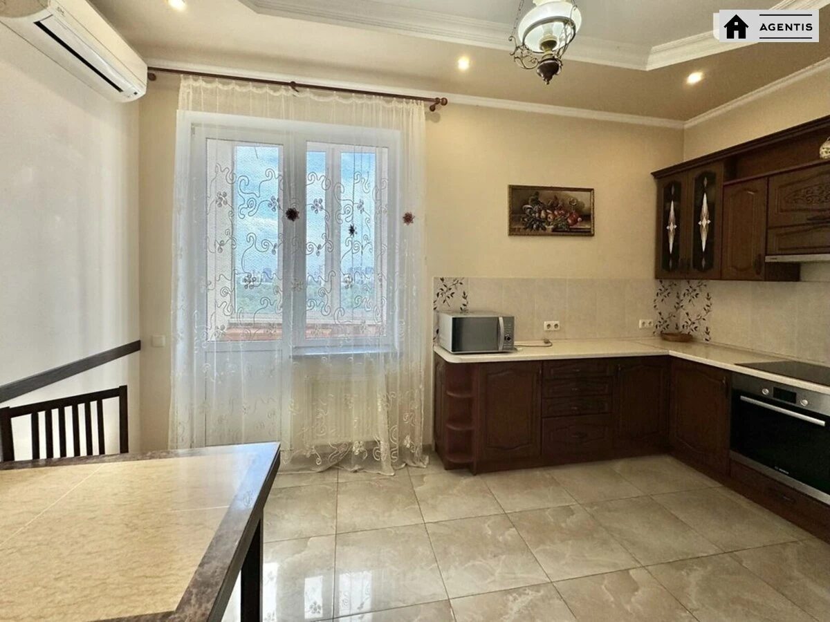 Сдам квартиру 2 комнаты, 62 m², 15 эт./25 этажей. Руданського , Киев. 