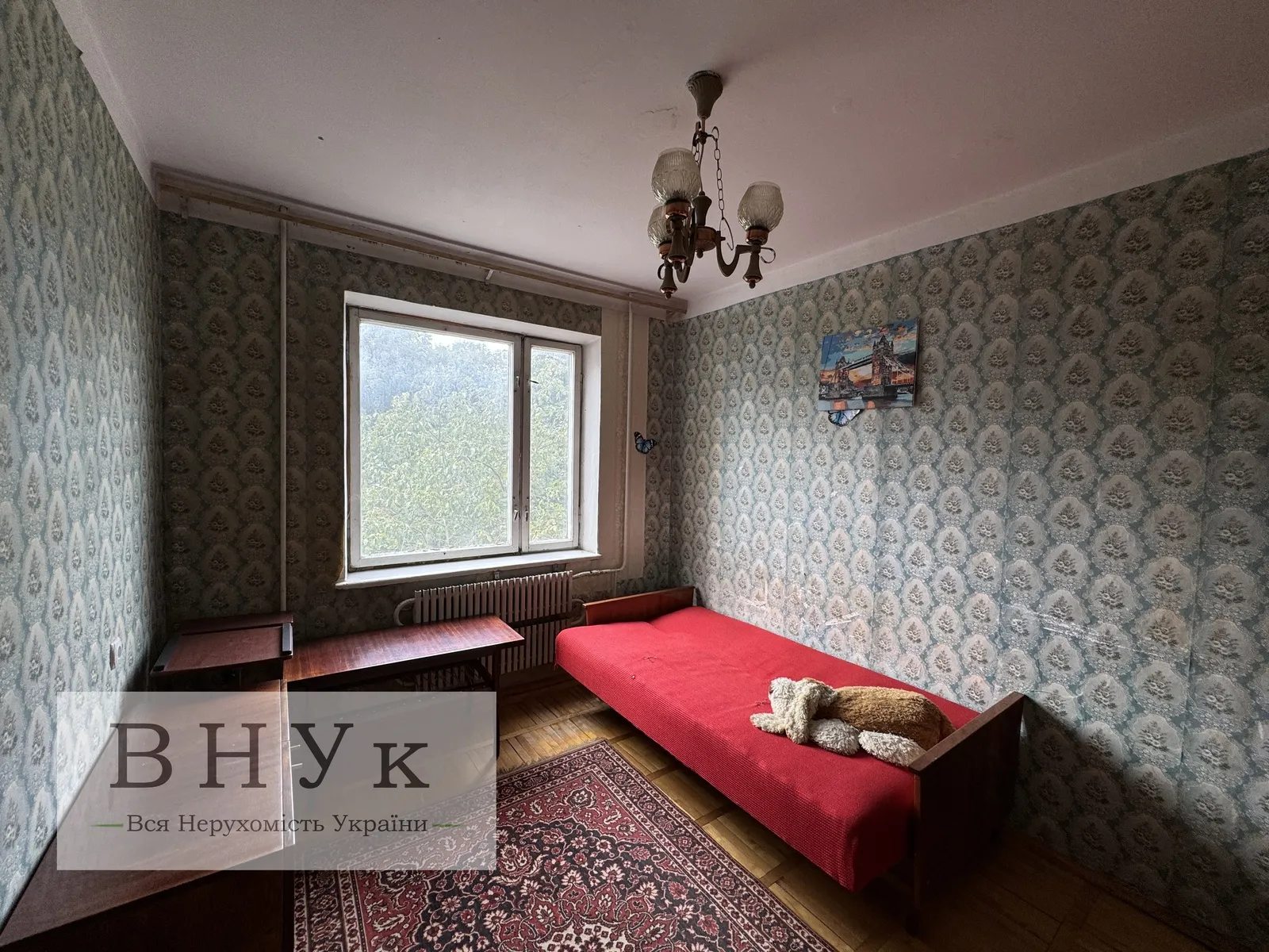 Apartments for sale 3 rooms, 65 m², 4th fl./9 floors. 15-ho Kvitnya , Ternopil. 