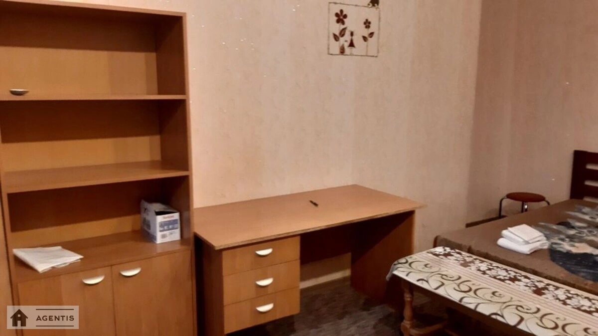 Здам квартиру 1 кімната, 28 m², 5 пов./5 поверхів. 3, Григорія Сковороди вул., Київ. 