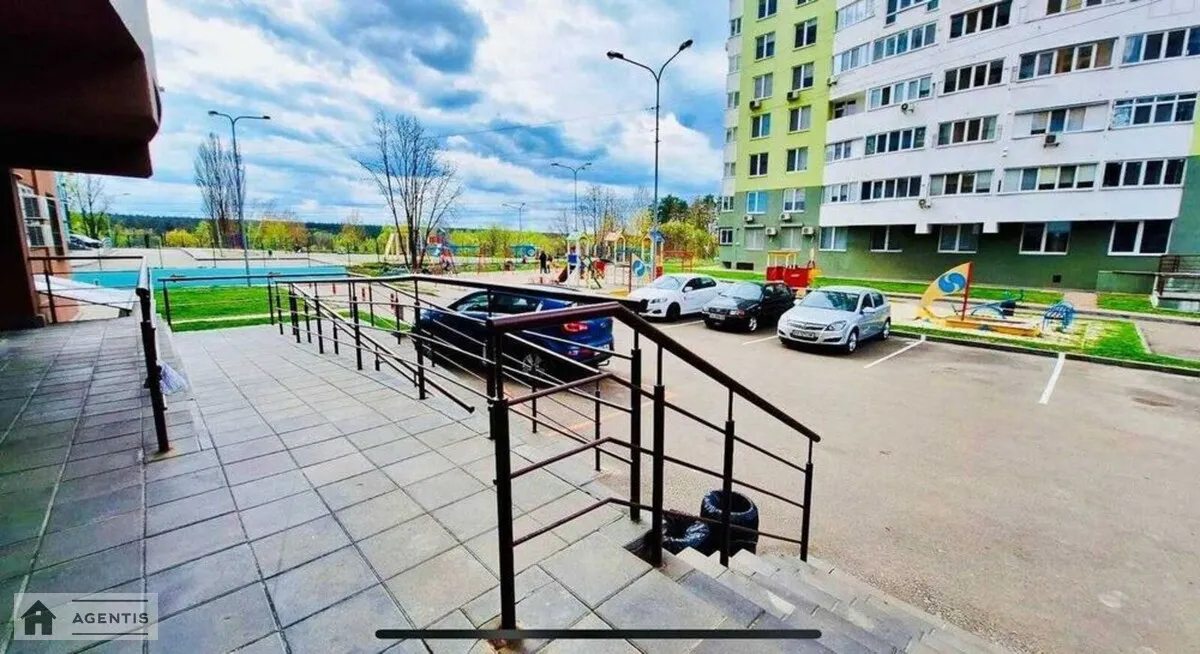 Apartment for rent 2 rooms, 49 m², 20th fl./24 floors. 137, Obuhivska 137, Kyiv. 