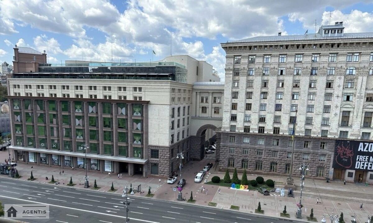 Сдам квартиру 2 комнаты, 52 m², 7 эт./7 этажей. 21, Крещатик 21, Киев. 